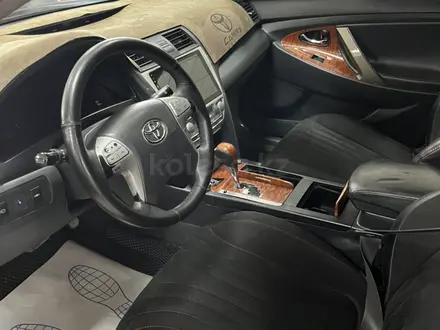 Toyota Camry 2006 года за 5 000 000 тг. в Актау – фото 7