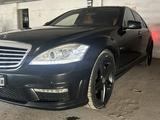 Mercedes-Benz S 63 AMG 2009 годаfor15 000 000 тг. в Астана