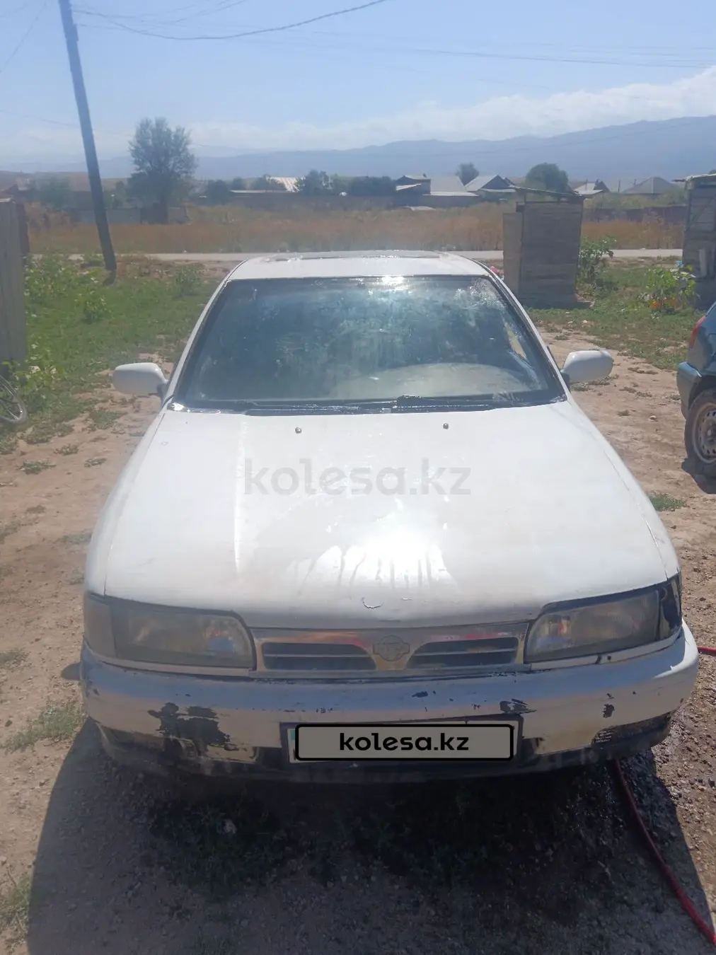 Nissan Primera, 1990
