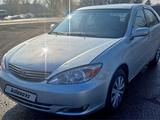 Toyota Camry 2001 годаүшін4 850 000 тг. в Алматы – фото 2