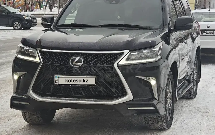 Lexus LX 570 2017 годаfor41 000 000 тг. в Астана