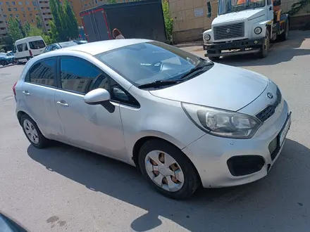 Kia Rio 2014 года за 3 600 000 тг. в Астана – фото 2