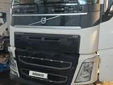 Volvo  FH 2015 года за 26 000 000 тг. в Алматы