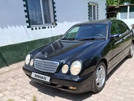 Mercedes-Benz E 320 2000 года за 3 750 000 тг. в Алматы – фото 2