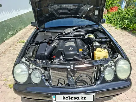 Mercedes-Benz E 320 2000 года за 3 750 000 тг. в Алматы – фото 18