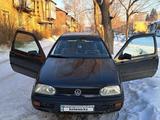 Volkswagen Golf 1993 годаfor1 100 000 тг. в Усть-Каменогорск