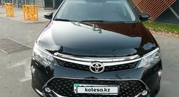 Toyota Camry 2017 года за 13 300 000 тг. в Тараз – фото 2