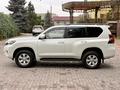 Toyota Land Cruiser Prado 2023 года за 26 300 000 тг. в Алматы – фото 11