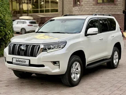 Toyota Land Cruiser Prado 2023 года за 26 300 000 тг. в Алматы – фото 2