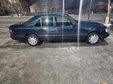 Mercedes-Benz E 220 1995 года за 3 500 000 тг. в Шымкент – фото 2