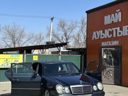 Mercedes-Benz E 280 1997 года за 3 300 000 тг. в Алматы – фото 2