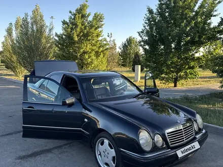 Mercedes-Benz E 280 1997 года за 3 300 000 тг. в Алматы – фото 4
