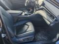 Toyota Camry 2022 годаүшін14 150 000 тг. в Атырау – фото 13