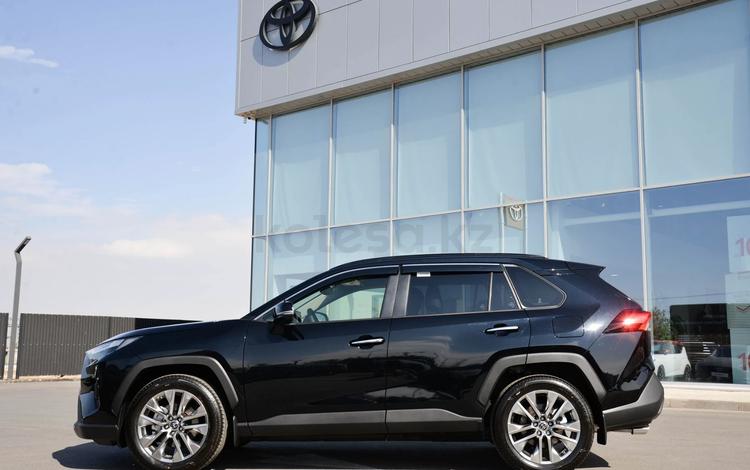 Toyota RAV4 Luxe+ — миниатюра 3