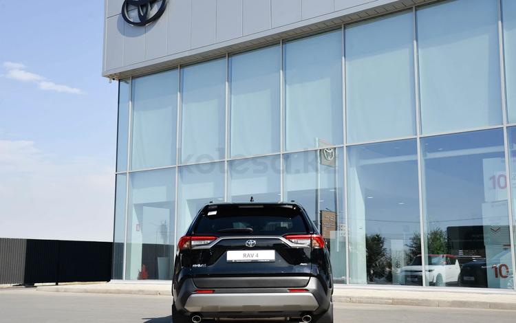 Toyota RAV4 Luxe+ — миниатюра 4