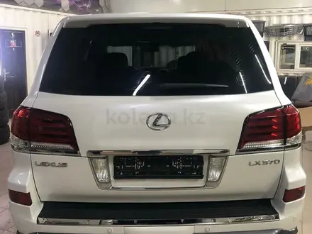 Комплект рестайлинга для Lexus LX570 07-11 под 12-15 г. В обвесе F sport за 750 000 тг. в Астана – фото 5