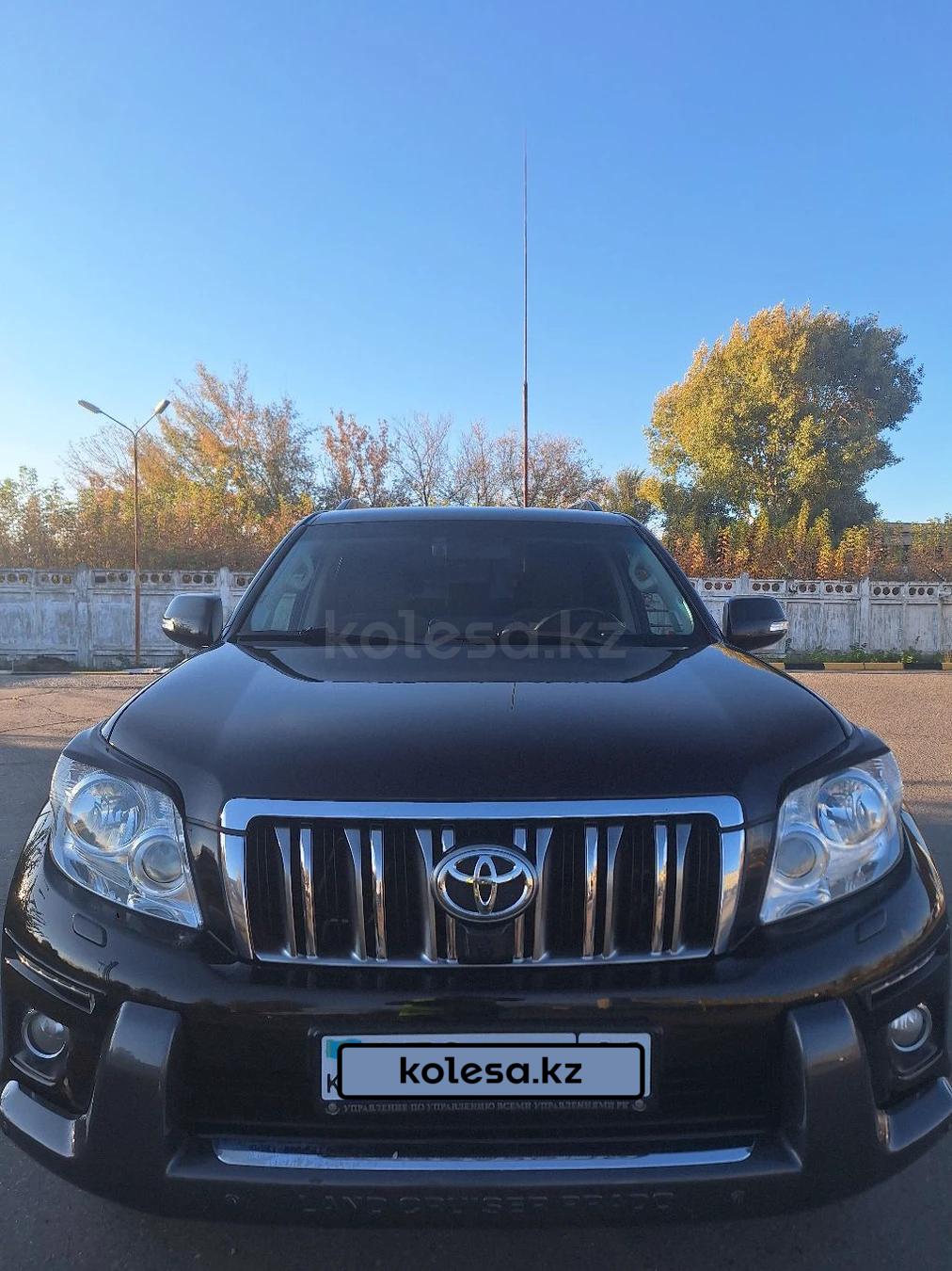 Toyota Land Cruiser Prado 2010 г.