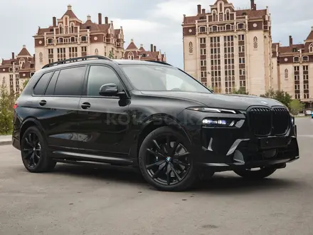 BMW X7 2023 года за 71 000 000 тг. в Астана – фото 2