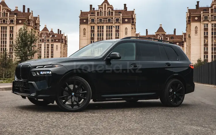 BMW X7 2023 года за 69 000 000 тг. в Астана