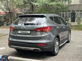 Hyundai Santa Fe 2013 годаfor9 000 000 тг. в Алматы – фото 5