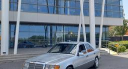 Mercedes-Benz E 200 1991 годаfor650 000 тг. в Кызылорда