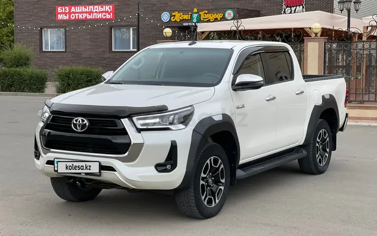 Toyota Hilux 2021 года за 18 000 000 тг. в Атырау