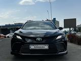 Toyota Camry 2022 года за 18 000 000 тг. в Алматы – фото 2