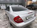 Mercedes-Benz E 320 2002 годаүшін4 800 000 тг. в Караганда – фото 2