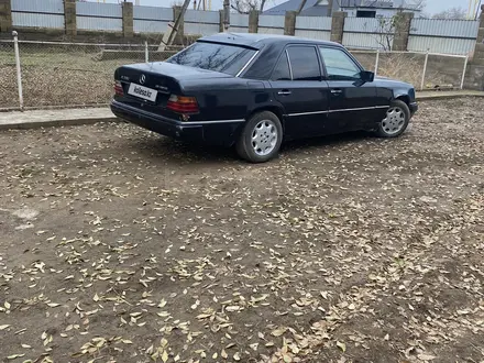 Mercedes-Benz E 230 1990 года за 1 250 000 тг. в Шу