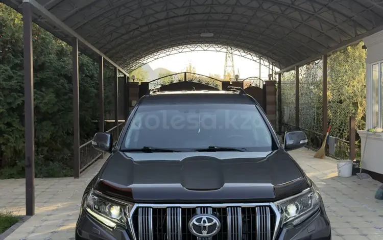Toyota Land Cruiser Prado 2017 года за 26 000 000 тг. в Алматы