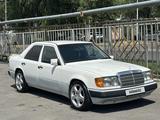 Mercedes-Benz E 220 1990 годаfor1 850 000 тг. в Талдыкорган – фото 2