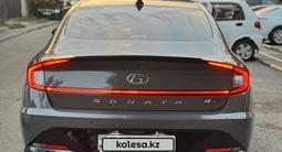Hyundai Sonata 2021 года за 13 200 000 тг. в Алматы – фото 4