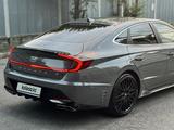 Hyundai Sonata 2021 годаүшін13 200 000 тг. в Алматы – фото 5