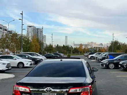 Toyota Camry 2014 года за 8 000 000 тг. в Астана – фото 11