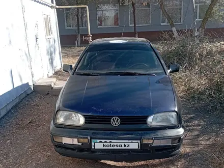 Volkswagen Golf 1992 года за 750 000 тг. в Актобе