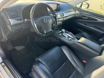 Lexus LS 600h 2013 года за 17 000 000 тг. в Алматы – фото 9