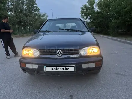 Volkswagen Golf 1997 годаүшін650 000 тг. в Караганда – фото 12