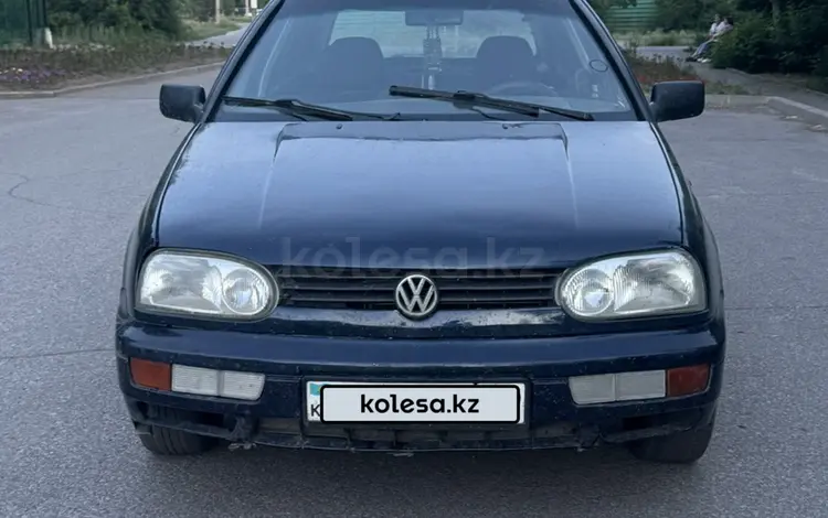 Volkswagen Golf 1997 годаүшін650 000 тг. в Караганда