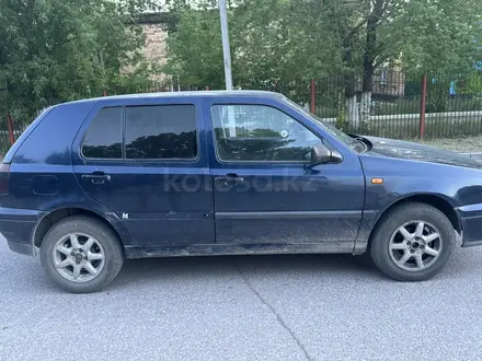 Volkswagen Golf 1997 годаүшін650 000 тг. в Караганда – фото 2