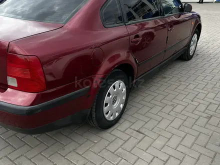 Volkswagen Passat 1998 года за 1 600 000 тг. в Караганда – фото 4