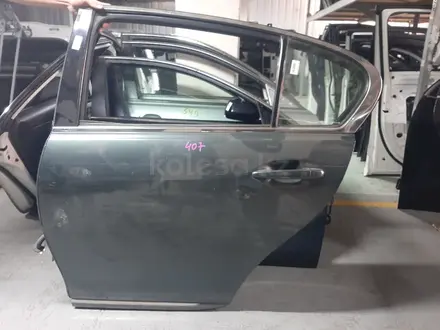 Двери на Lexus 190 кузов за 1 000 тг. в Алматы