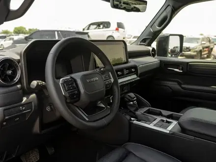 Toyota Land Cruiser Prado Luxe+ 2026 года за 39 800 000 тг. в Семей – фото 11