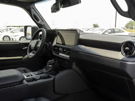 Toyota Land Cruiser Prado Luxe+ 2026 года за 39 800 000 тг. в Семей – фото 13