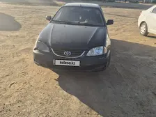 Toyota Avensis, 2002