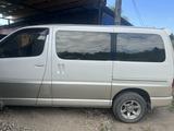 Toyota Grand Hiace 2002 года за 8 200 000 тг. в Усть-Каменогорск – фото 5