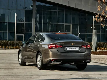 Chevrolet Malibu LTZ 2023 года за 15 990 000 тг. в Караганда – фото 8