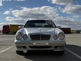 Mercedes-Benz E 200 2000 года за 2 800 000 тг. в Актобе