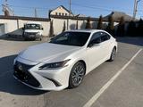 Lexus ES 250 2021 года за 26 500 000 тг. в Шымкент – фото 3