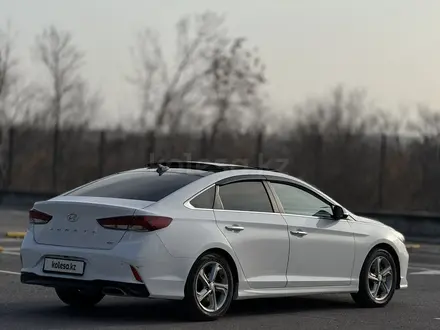 Hyundai Sonata 2019 года за 8 600 000 тг. в Шымкент – фото 7