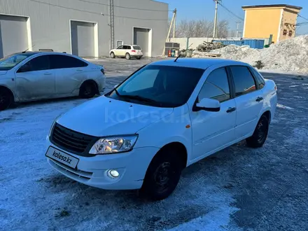 ВАЗ (Lada) Granta 2190 2013 года за 2 200 000 тг. в Атбасар – фото 2